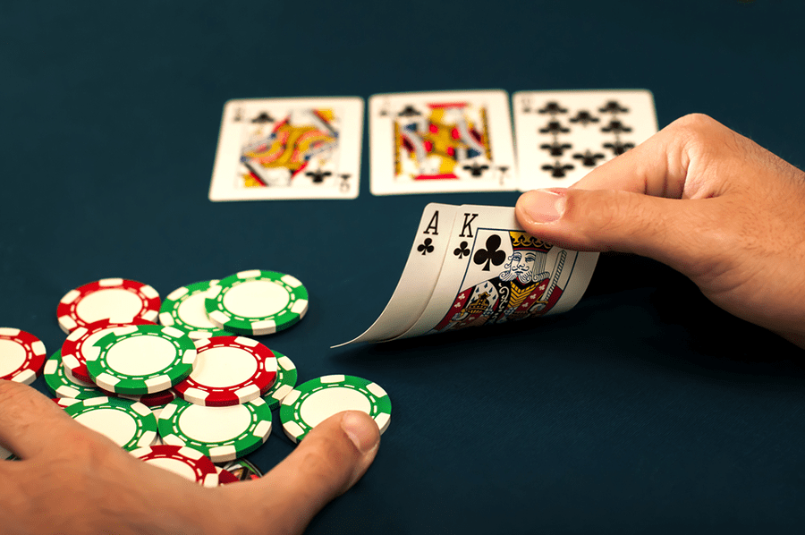 Các chiêu thức đánh bại đối thủ trên bàn cược Poker