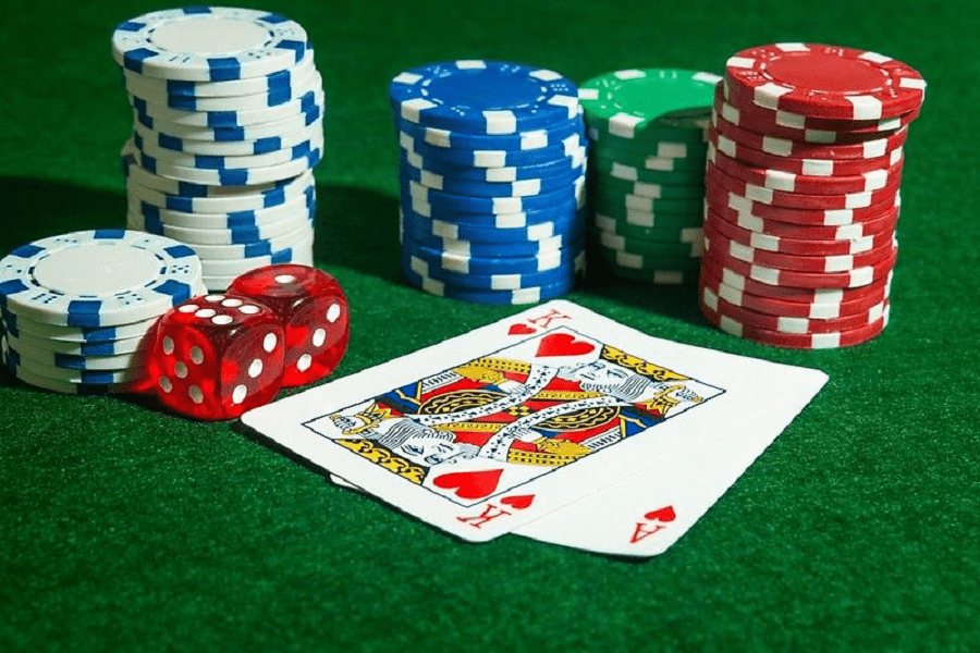 Chia sẻ người chơi kinh nghiệm về phán đoán bài Poker