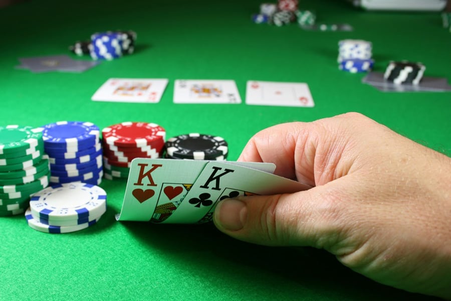 Những thủ thuật giúp bạn sớm thành thạo khi chơi game Poker