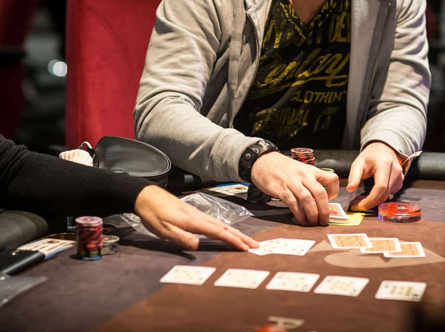 Thông tin chi tiết về các bàn chơi bài Blackjack - Xì Dách
